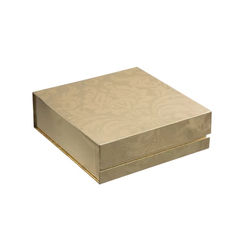 Custom Luxury Gift Box｜Magneti - огляд і ціна Luxury Gold Skincare
