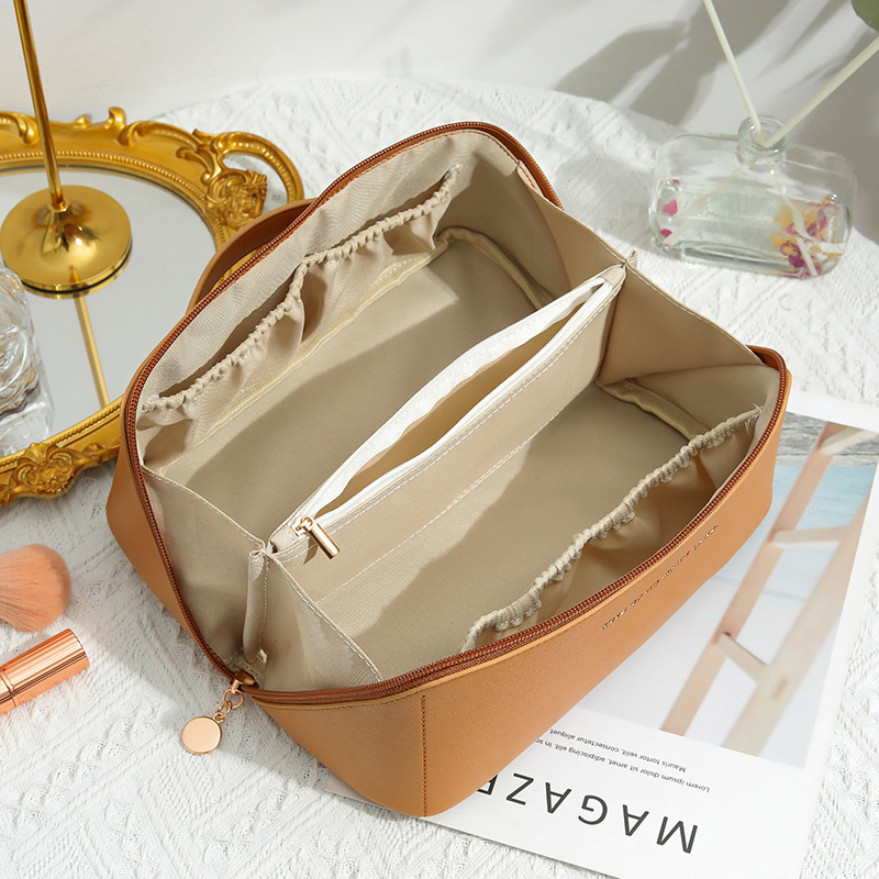 Homefish Luxury Cosmetic Bag W - огляд і ціна Luxury Skincare Samples