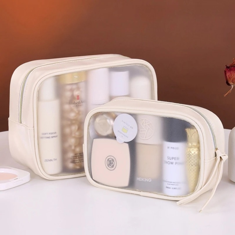 Semi-transparent Luxury Makeup - огляд і ціна Luxury Skincare Samples