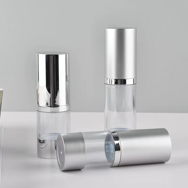 Bright/Matte Silver Vacuum Bot - огляд і ціна Luxury Skincare Samples
