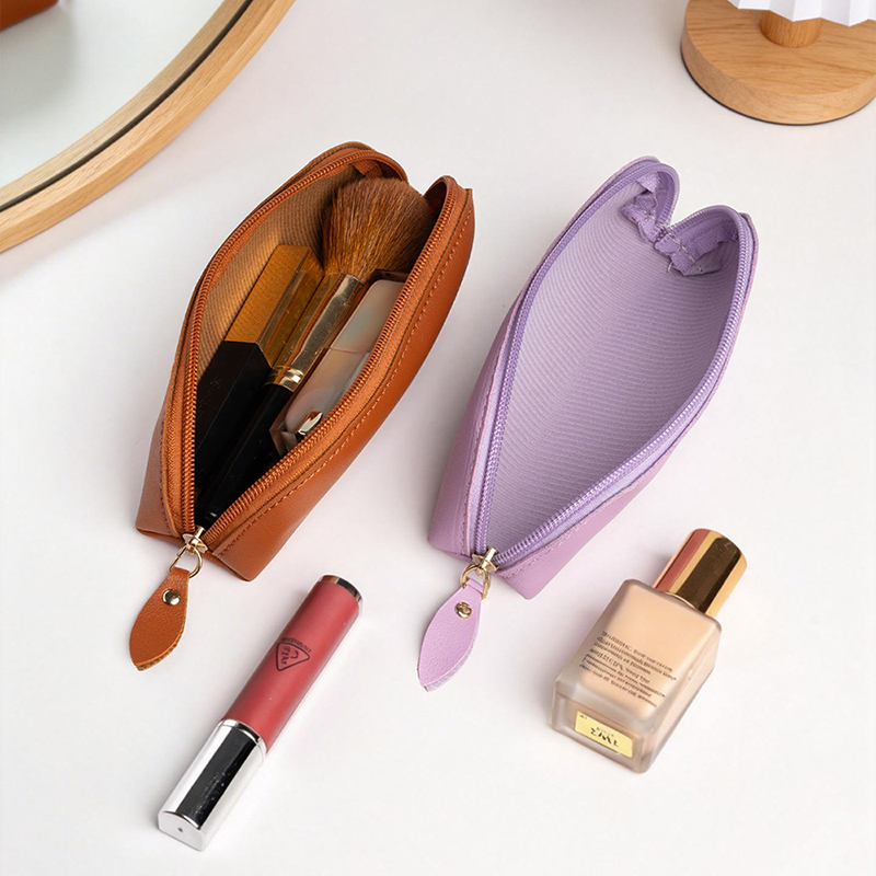 Custom Initials Fashion Pen Po - огляд і ціна Luxury Skincare Samples